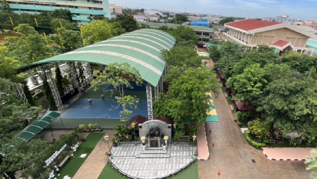 El tiroteo ocurrió en la escuela Debsirin Nonthaburi para varones en Bangkok. | Foto: Especial