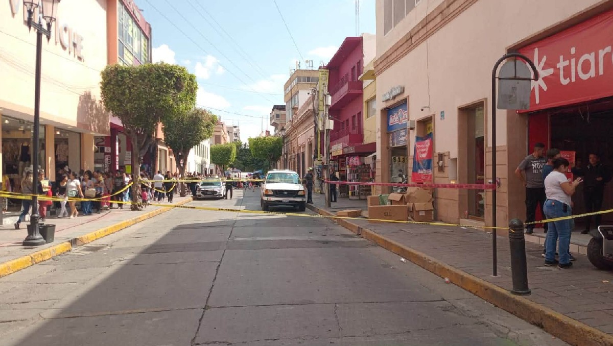La zona fue delimitada en el tramo comprendido entre las calles Pedro Moreno y Adolfo López Mateos. | Redes Sociales