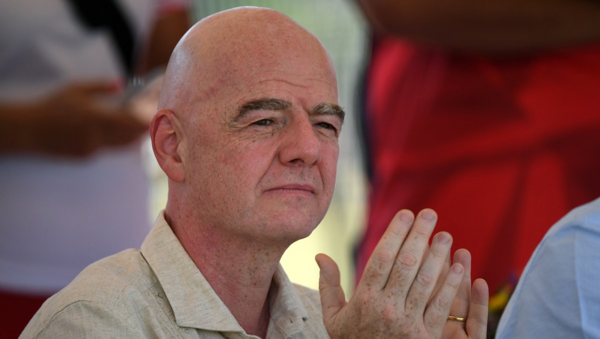 Gianni Infantino recibe el apoyo de la Conmebol (AFP)