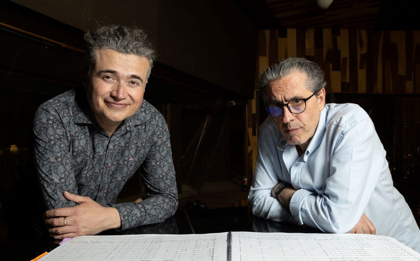El pianista Álex Mercado y el compositor, arreglista y director Rosino Serrano (Foto: Cortesía)