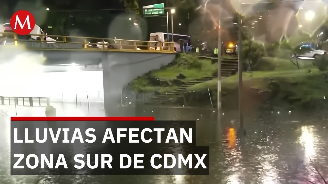 Usuarios atrapados en periférico mientras bomberos luchan contra agua turbia en Picacho