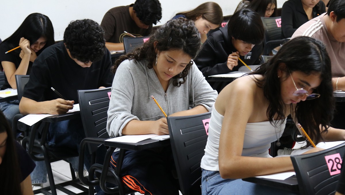 Aspirantes de la UdeG se alistan para saber los resultados de admisión 2026 B (Cortesía Comunicación Social UdeG)