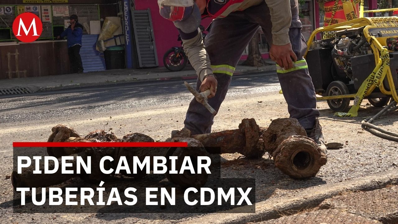 Inundaciones afectan a vecinos de Iztacalco; exigen renovar tuberías