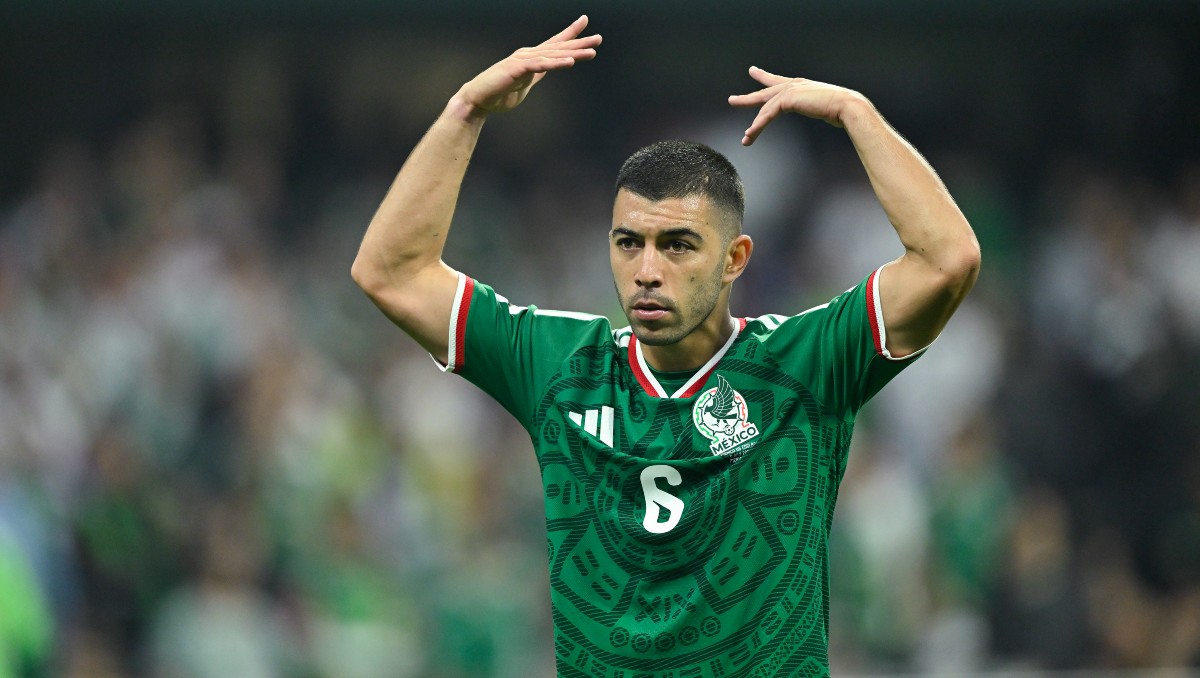 Al Jazira sigue insistiendo por fichaje de Erik Lira (Imago7)