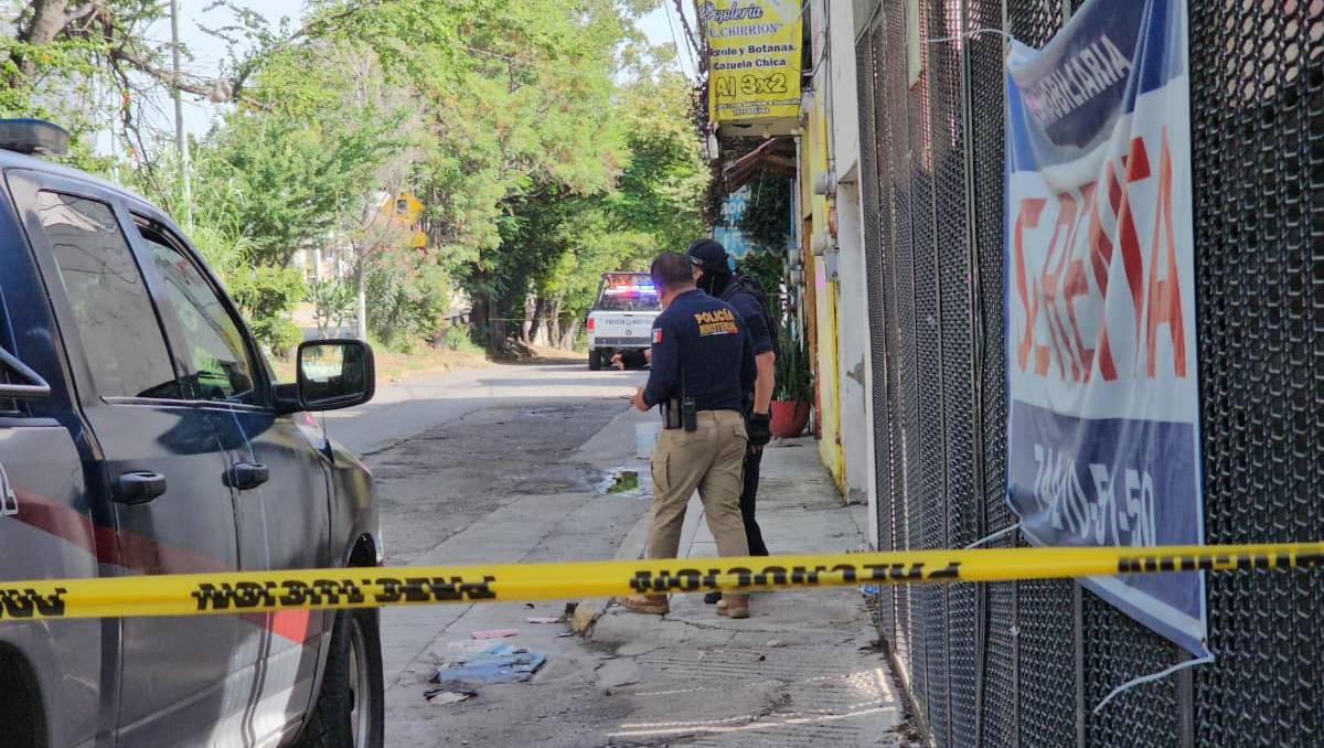 El policía manejó hasta la 35 Zona Militar para pedir ayuda. | Especial