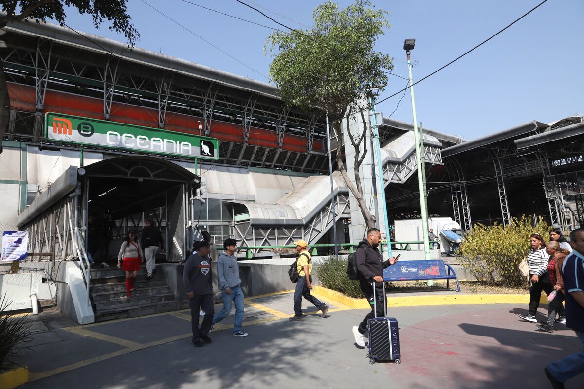 Autoridades desplegaron un operativo en la zona para dar con los presuntos responsables. El ataque fue cerca del Metro Oceanía | Cuartoscuro
