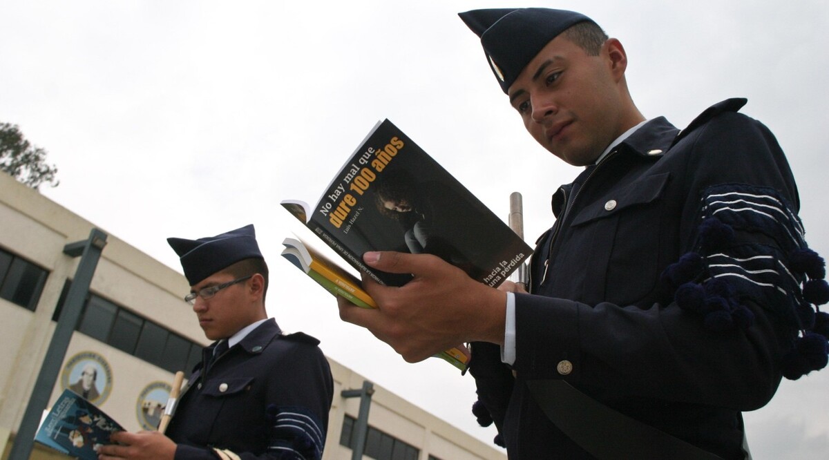 Las corporaciones aceptan a jóvenes con escolaridad desde secundaria hasta nivel profesional. | Foto: Cuartoscuro