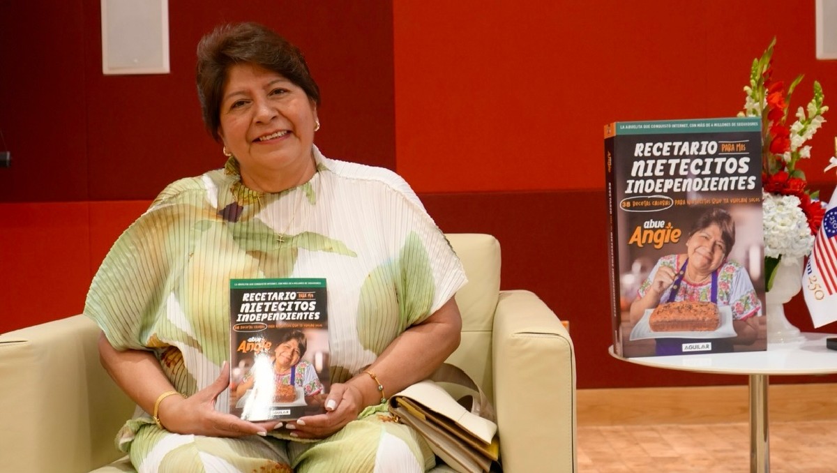 Abue Angie celebra el lanzamiento de su primer recetario | Redes sociales