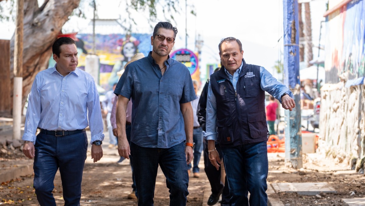 Alejandro Aguirre Curiel y Mauro Garza revisaron el proyecto en Ajijic