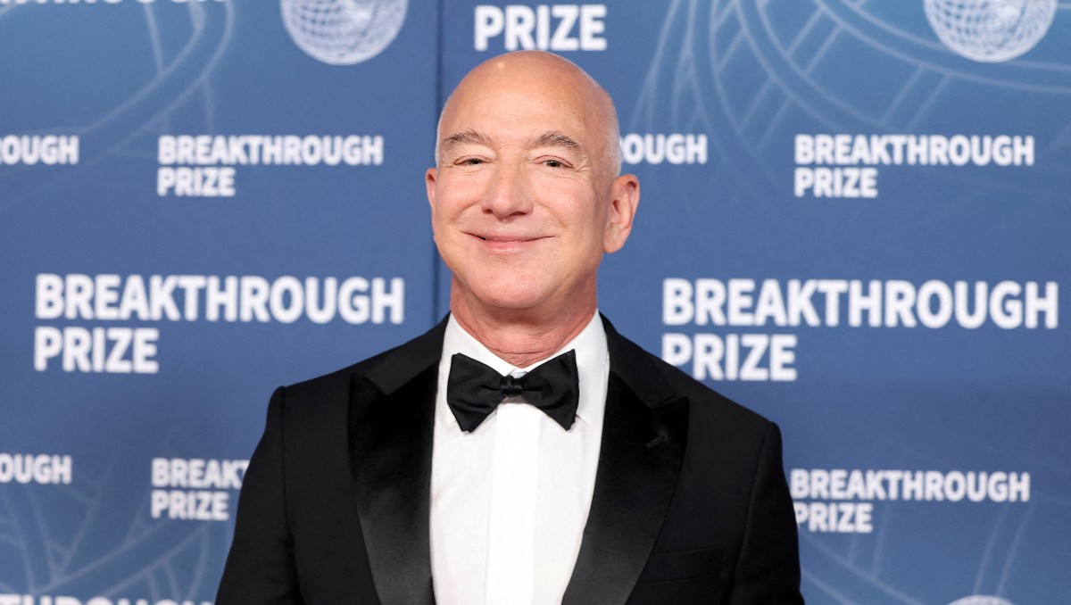Jeff Bezos, cerca de comprar parte de las acciones del Liverpool (Reuters)