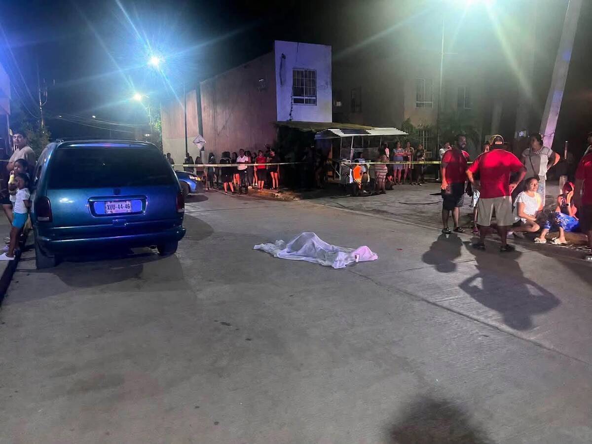 Una mujer de 59 años murió tras ser atropellada por un vehículo cuyo conductor huyó del lugar en Altamira, Tamaulipas.
