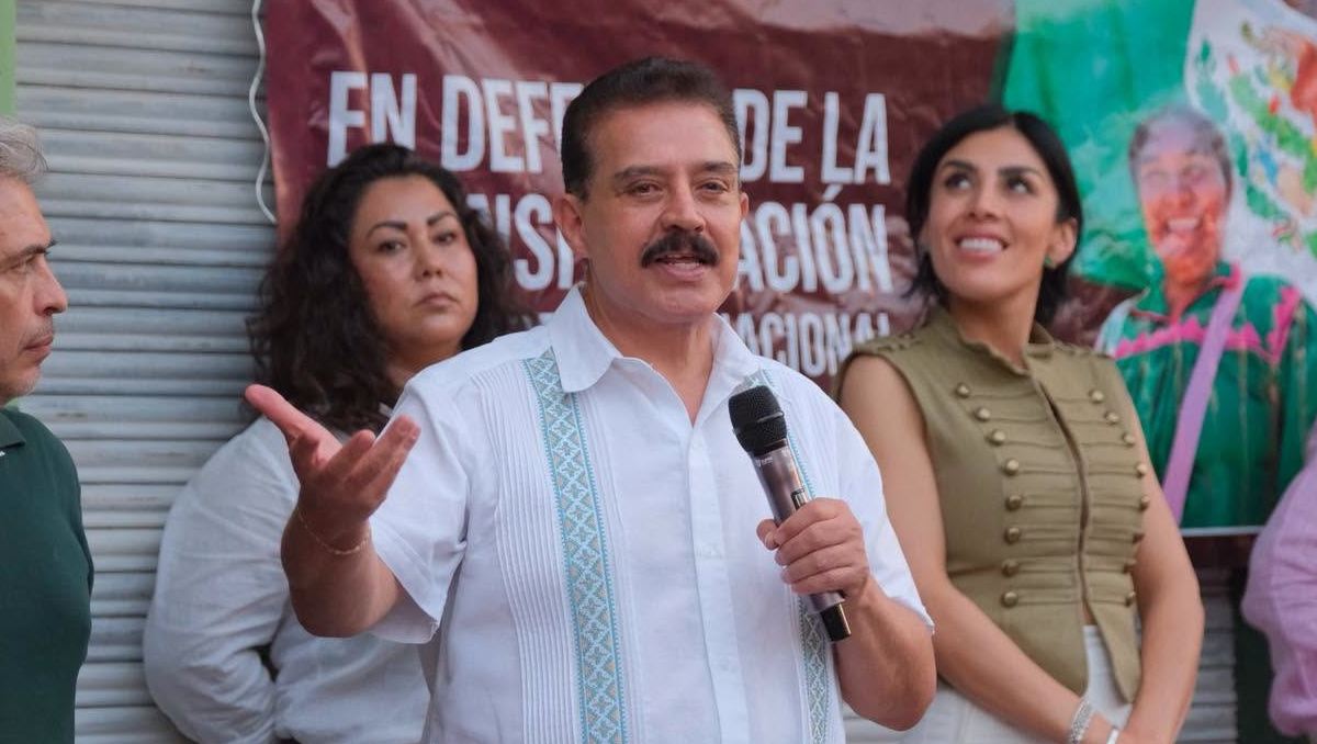 El senador de Morena dice que ha recibido llamadas de trabajadores que han sido presionados para asistir a eventos  (facebook.com/DrCarlosLomeli)