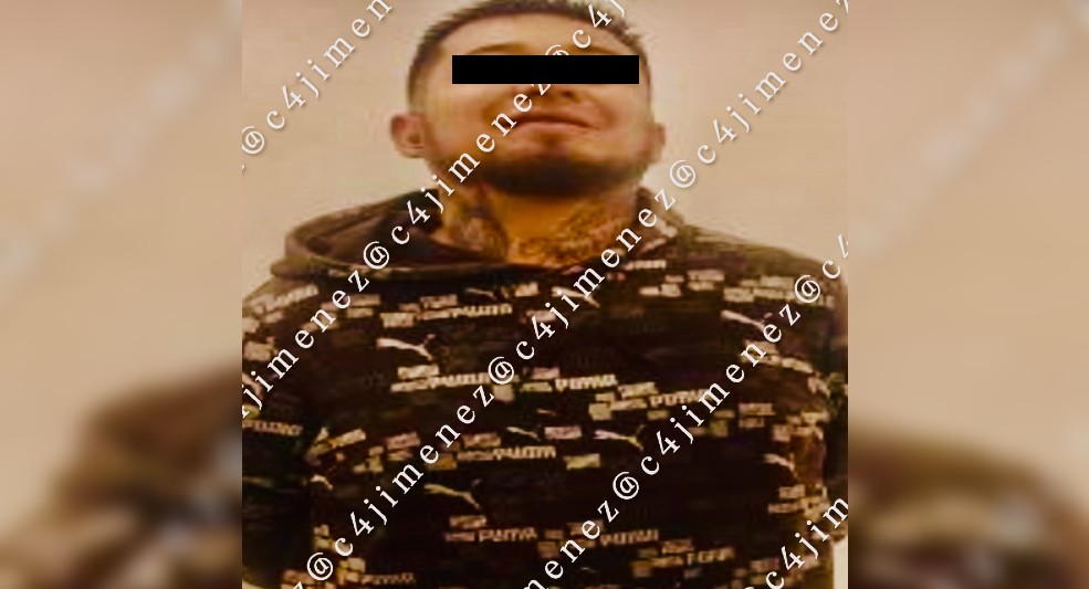 De acuerdo con Carlos Jiménez, el hombre fue identificado como Brayan 'N', quien se encontraba consumiendo bebidas alcohólicas. | Carlos Jiménez
