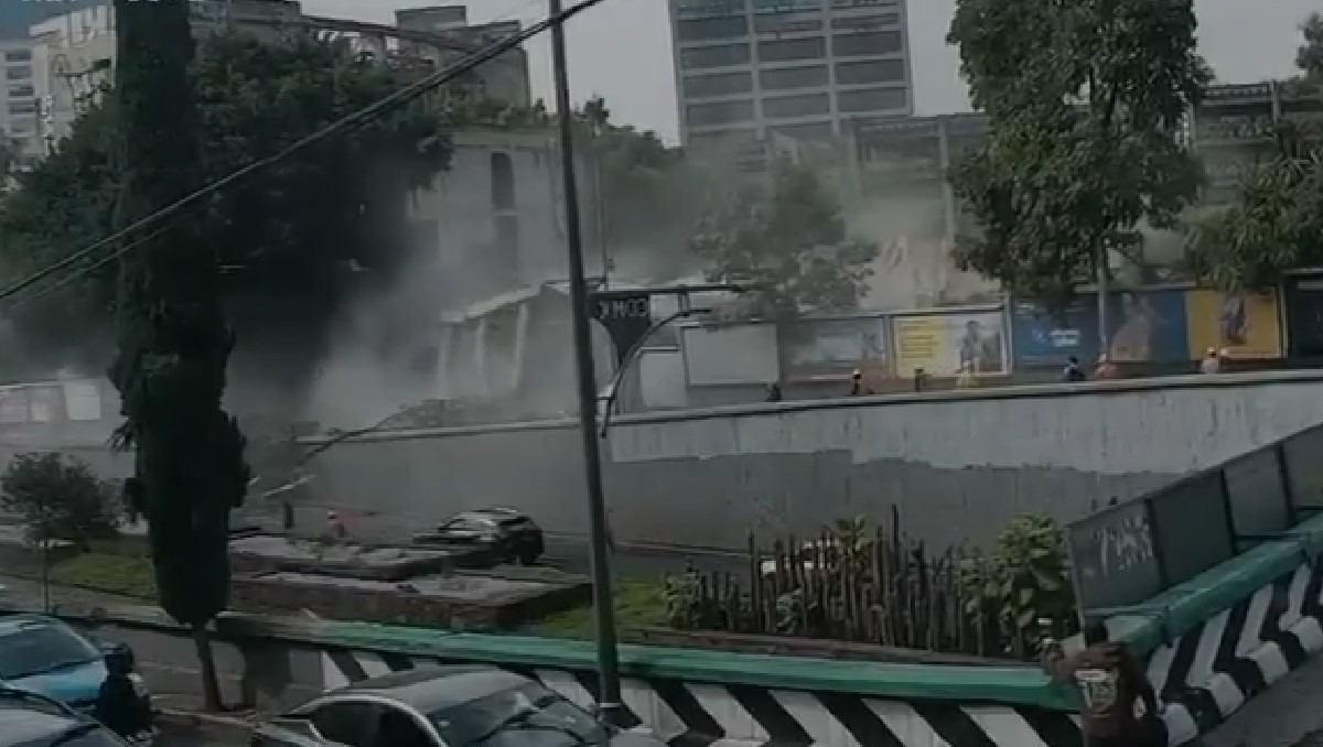 Derrumbe ocasiona el cierre de la circulación en Viadcuto | Captura de pantalla