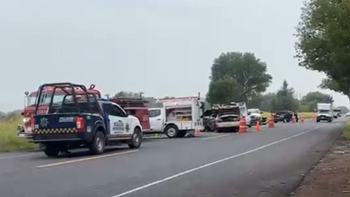 El paso por el tramo carretero permaneció parcialmente cerrado. | Redes Sociales