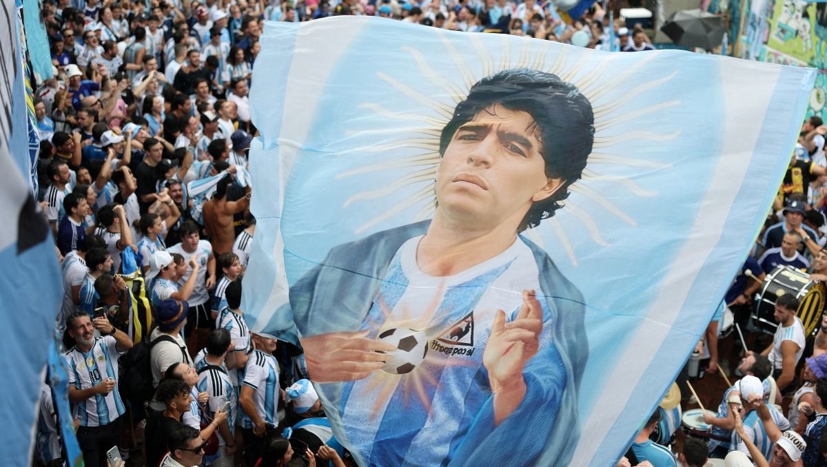 Perito informó que Maradona mostró signos de alarma que no se atendieron (Reuters)