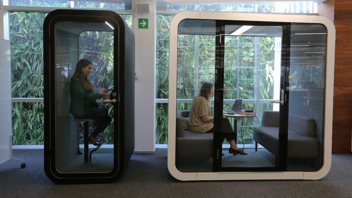 Asesores inmobiliarios utilizan inteligencia artificial para redactar contenidos, actualizar sistemas y analizar mercados. J. Ríos