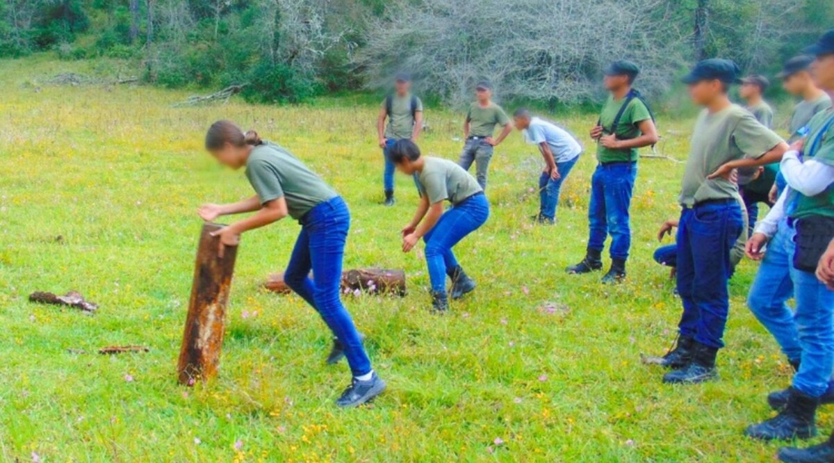 Denuncian abusos en academia militarizada de Sayula. | Foto: Especial