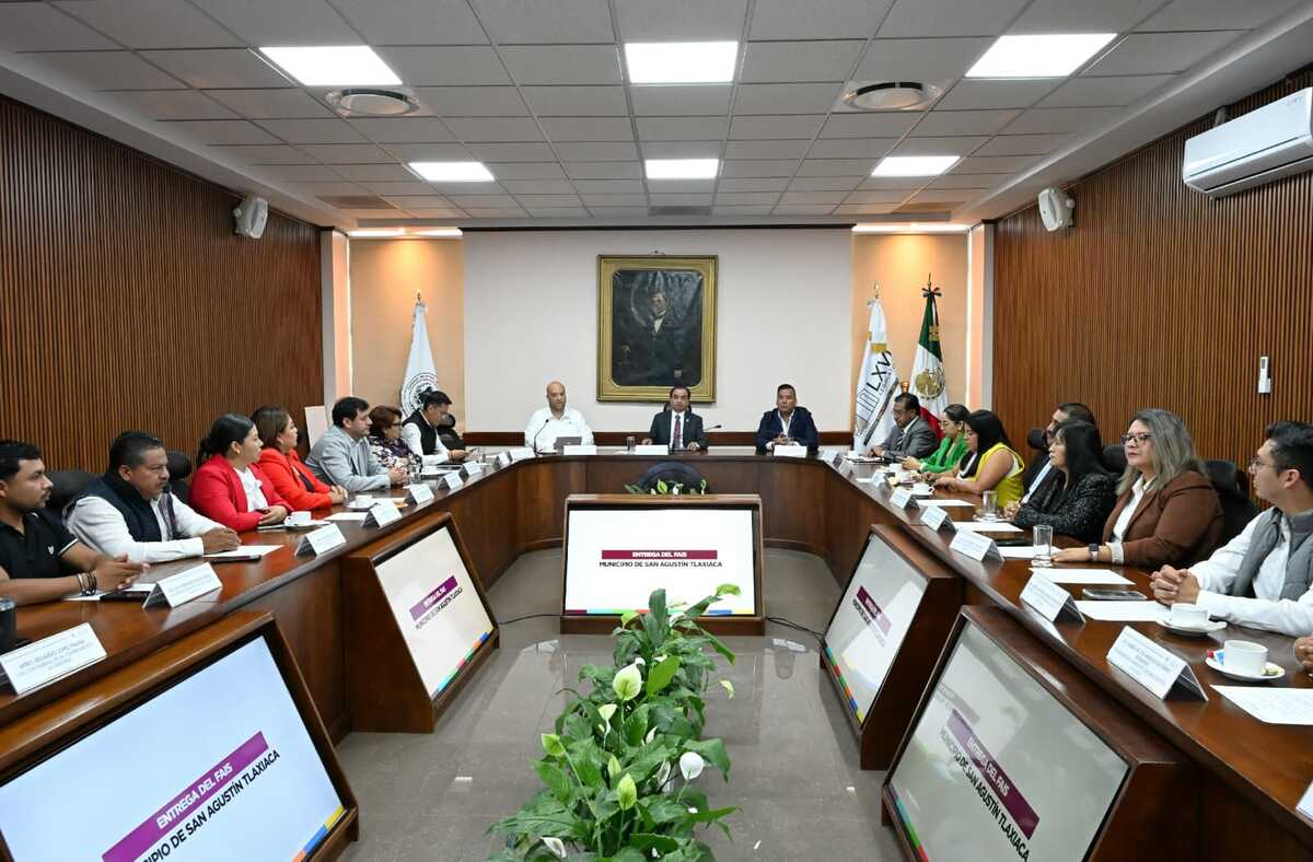 La entrega de los recursos se realizó en el Congreso de Hidalgo. (Cortesía: Congreso de Hidalgo)