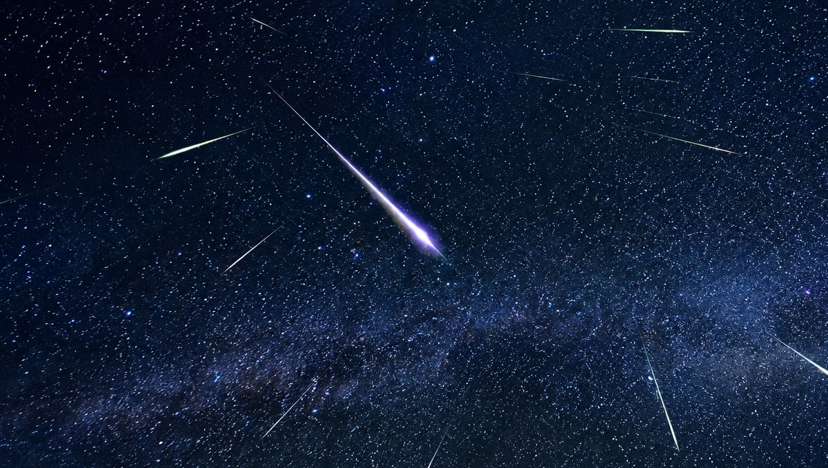 Última lluvia de estrellas de agosto | IA DISCOVER