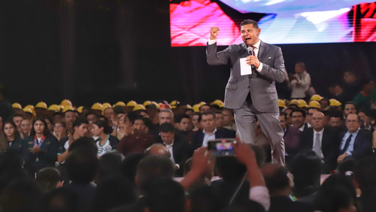 Armenta rinde informe de 600 días como gobernador de Puebla | Melanie Torres