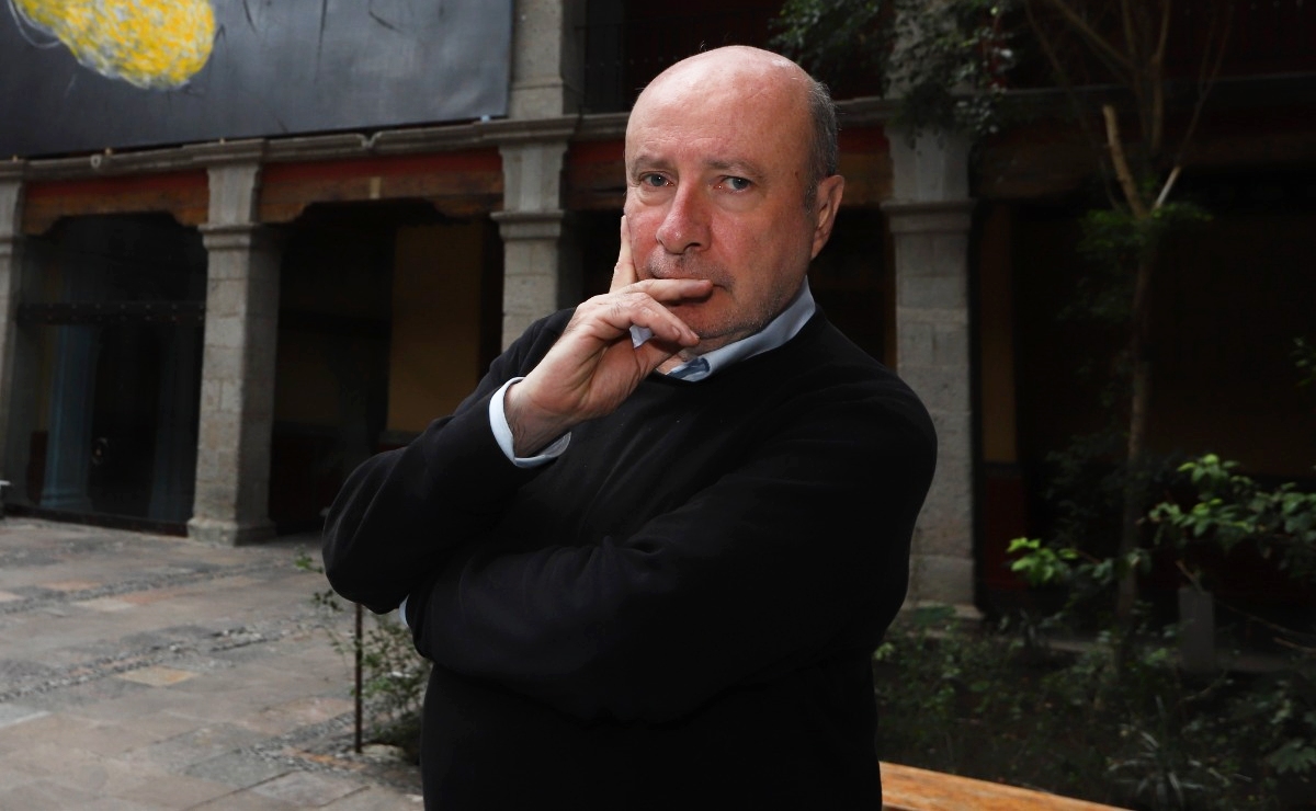 El artista mexicano Fernando Leal Audirac. (Foto: Jorge Carballo)