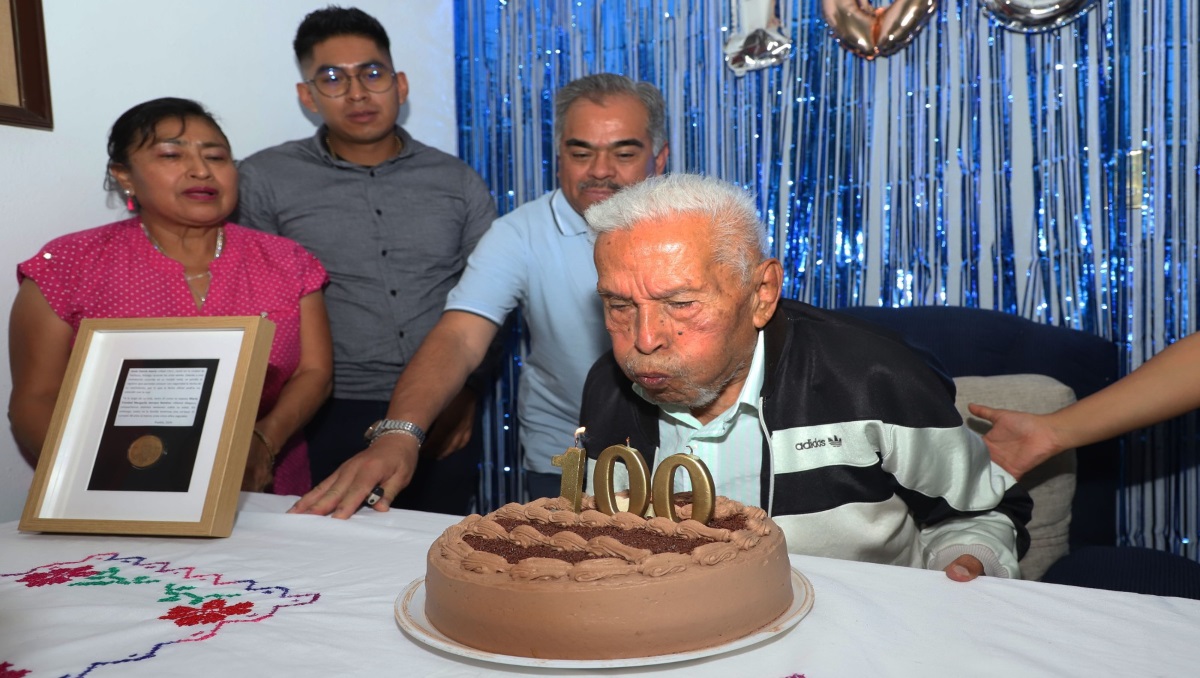 Don Jesús García cumple 100 años de vida: ejemplo de trabajo y amor | Melanie Torres