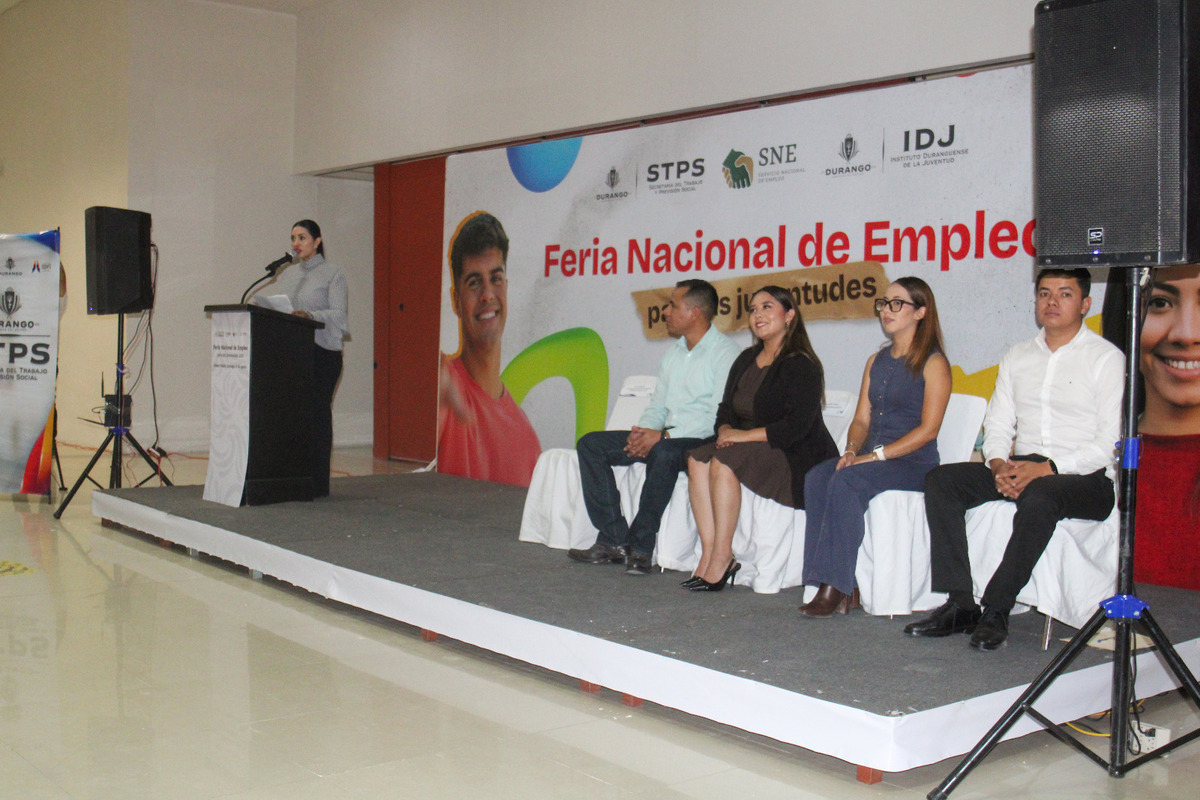 La jornada busca facilitar la inserción laboral de egresados y jóvenes que buscan su primera oportunidad de trabajo.| Rolando Riestra.