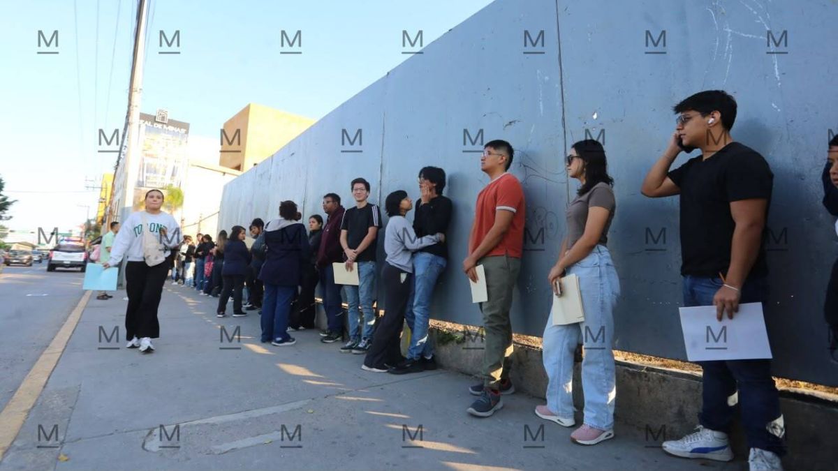 Para este jueves están programados tres turnos de aplicación del exmen de la UNAM. | Dany Béjar