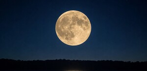 La luna llena coincidirá con otro impresionante fenómeno astronómico