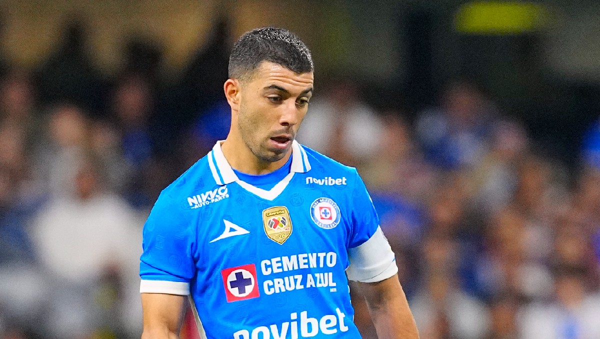 Mónaco reactiva interés por el mediocampista de Cruz Azul Erik Lira (Imago7)