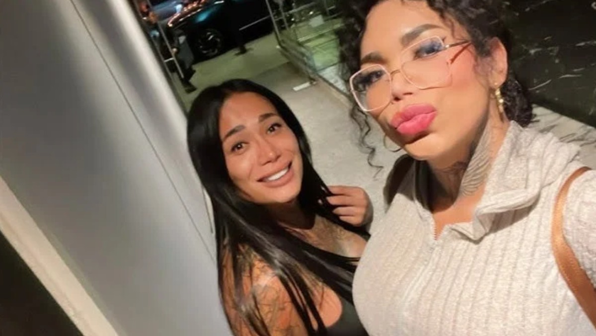 Paola Suárez cuestiona la actitud de Karina Torres en La Casa de los Famosos México | Especial