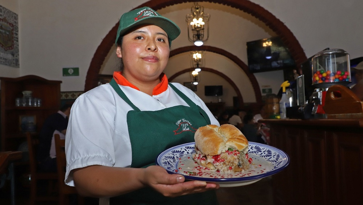Tradición culinaria: Variedades del Chile en Nogada en Puebla | Melanie Torres