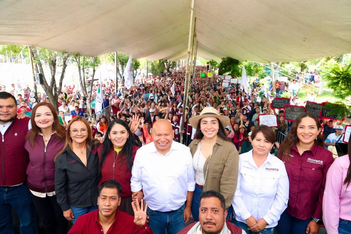 El alcalde encabezó una multitudinaria asamblea informativa en Tlalnepantla. | Foto: Especial