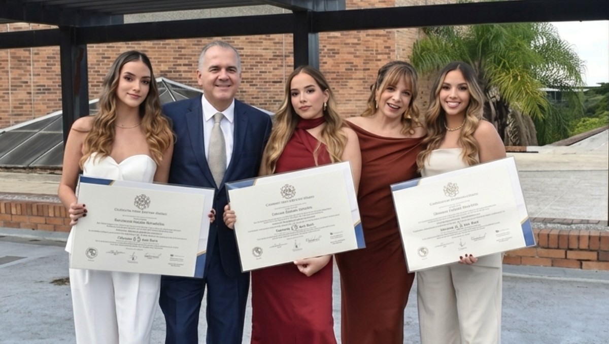 Ana María Saavedra perdió a sus hermanas y padres en el terremoto de Colombia. | FOTO: ig: jsaavedra55