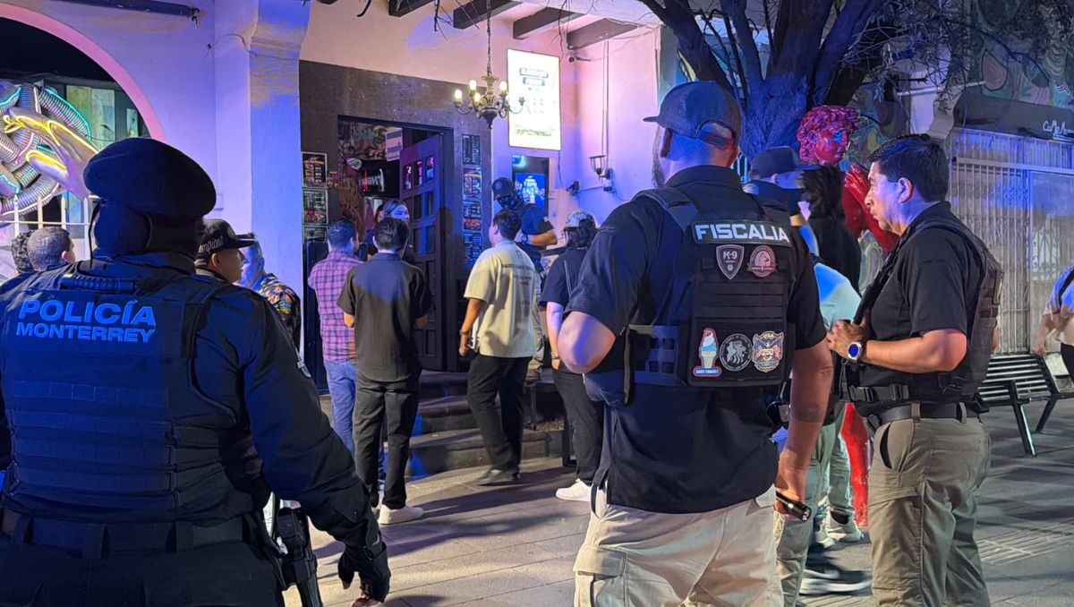 Unidades de la AEI, Sedena y Guardia Nacional recorrieron zonas nocturnas en Monterrey, San Nicolás y Apodaca. Miranda Arias