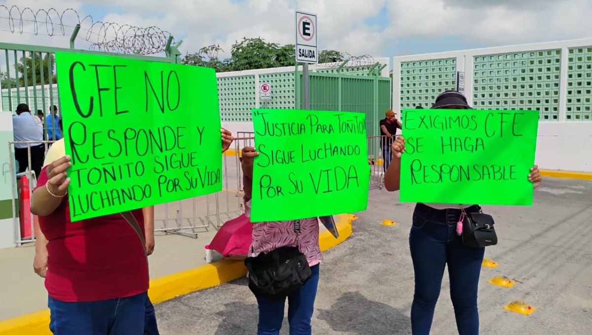 Niño de 10 años lucha por su vida tras descarga eléctrica en Altamira; familiares reclaman a CFE. (Víctor Hugo Durán)