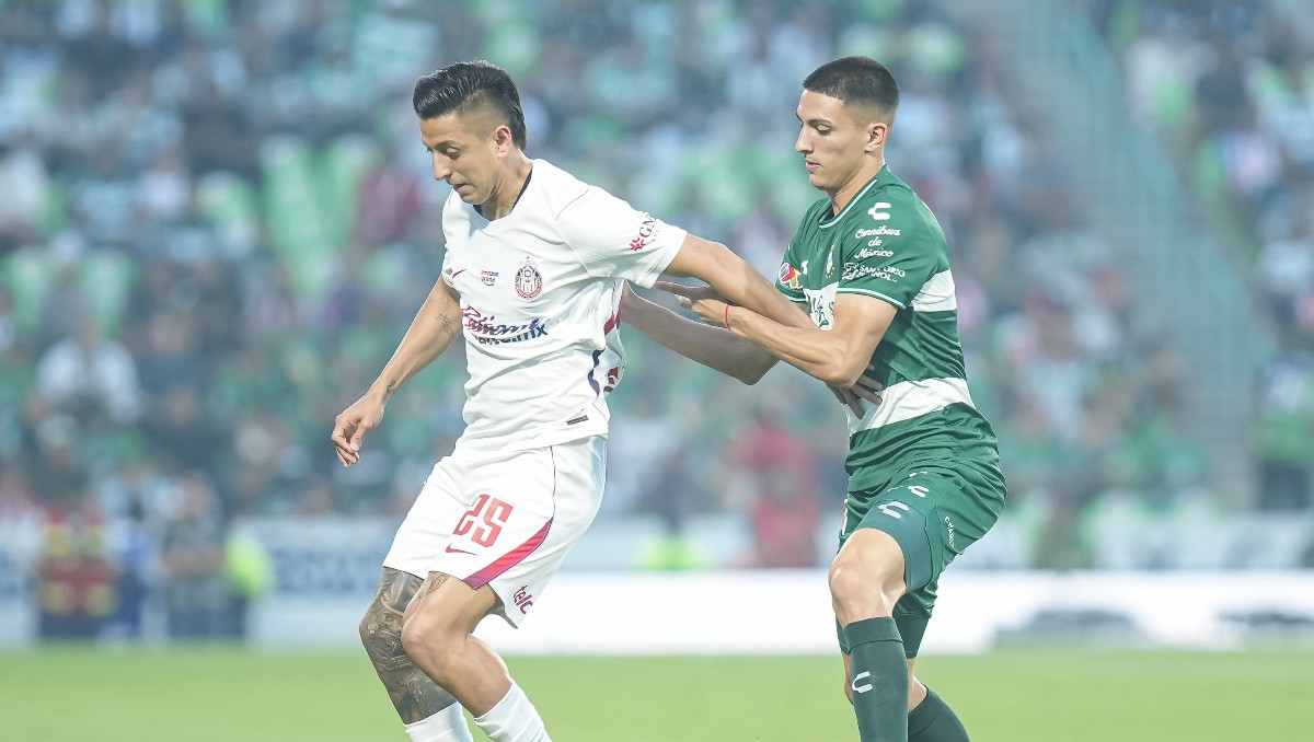 Sigue el Santos vs Chivas EN VIVO | Jornada 4 del Apertura 2026 (Imago7)