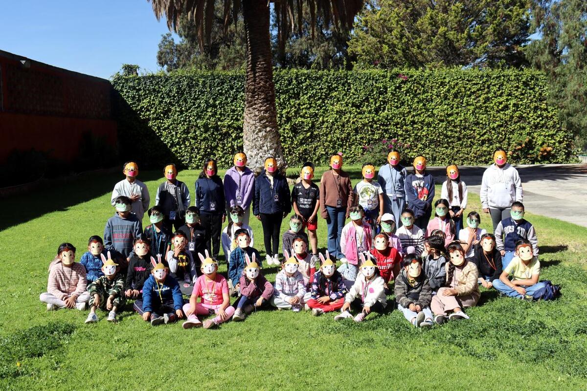 El curso contó con diversas actividades, e incluso conocieron una planta embotelladora. (Cortesía: Grupo Rica)