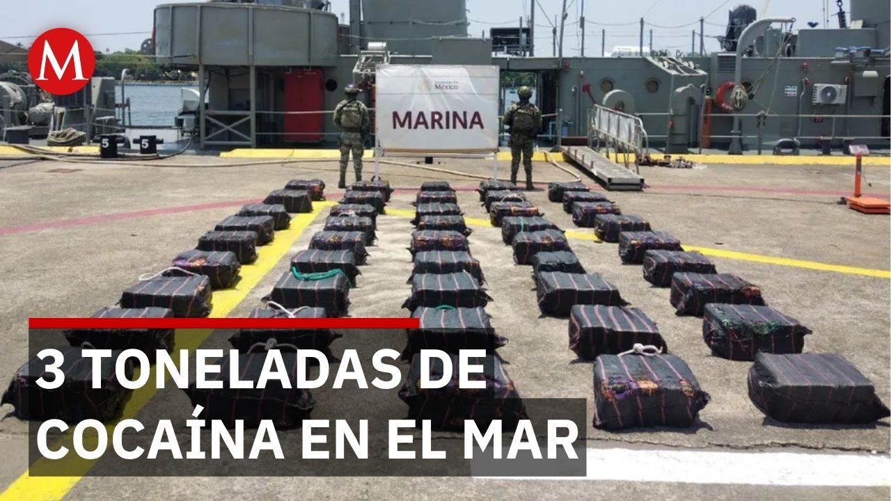 Descubren 3 mil 500 kilos de cocaína flotando en aguas de Michoacán en dos operativos