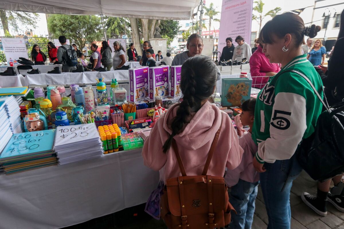 La mochila ya no alcanza: volver a clases empuja a familias a pedir 17 mil pesos
