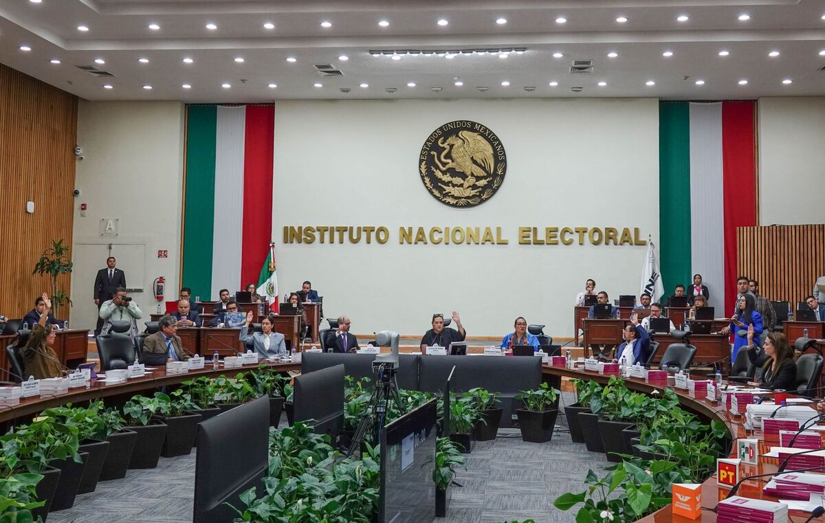 El Consejo General debatió el próximo financiamiento público y gastos de campañas. | Foto: Cuartoscuro