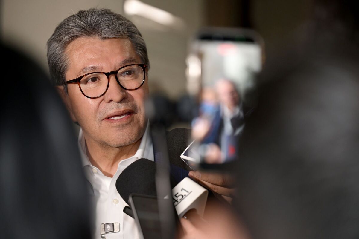 Monreal respeta la postura de aliados mientras el PRI cuestiona al morenista. | Foto: Especial