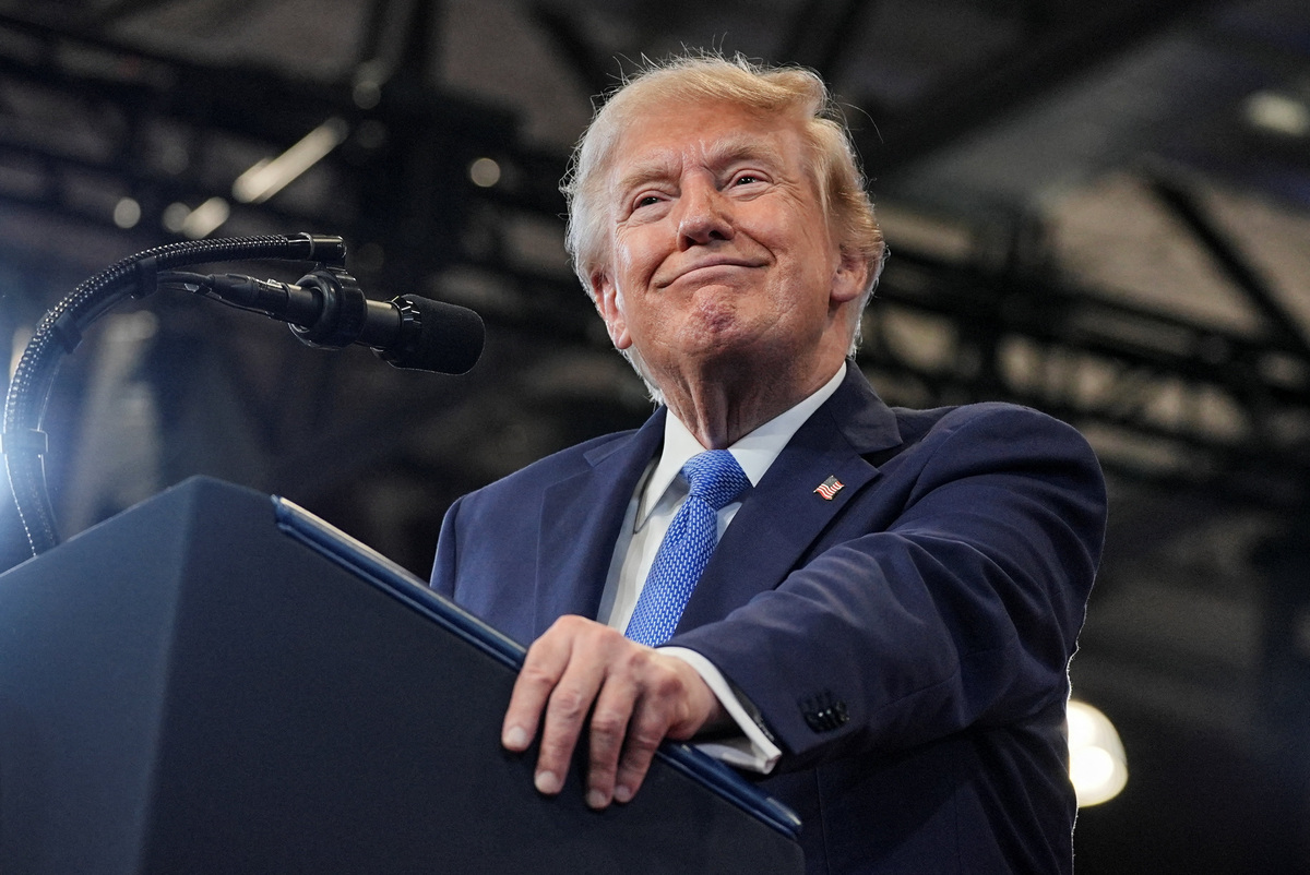 El presidente Donald Trump pronuncia un discurso en el Centro de Capacitación e Inteligencia David S. Mack en Garden City, Nueva York. | Reuters