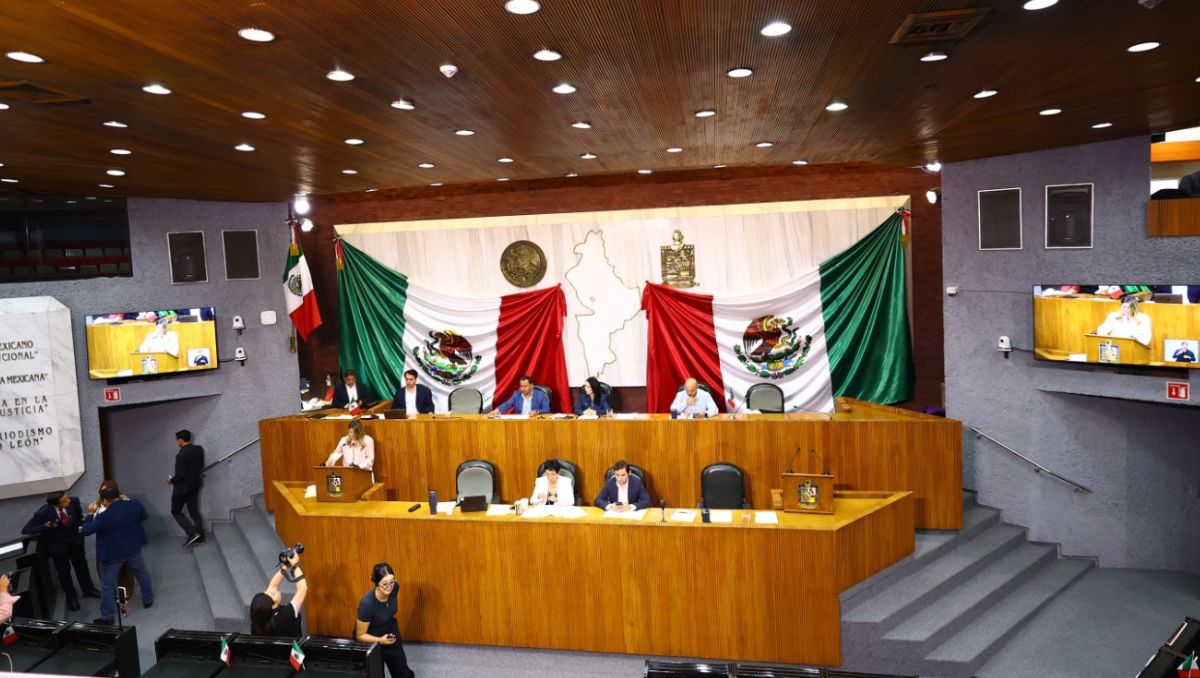 Carlos de la Fuente, coordinador de la bancada del PAN en el Congreso local, solicitó representación de los municipios | Jorge López
