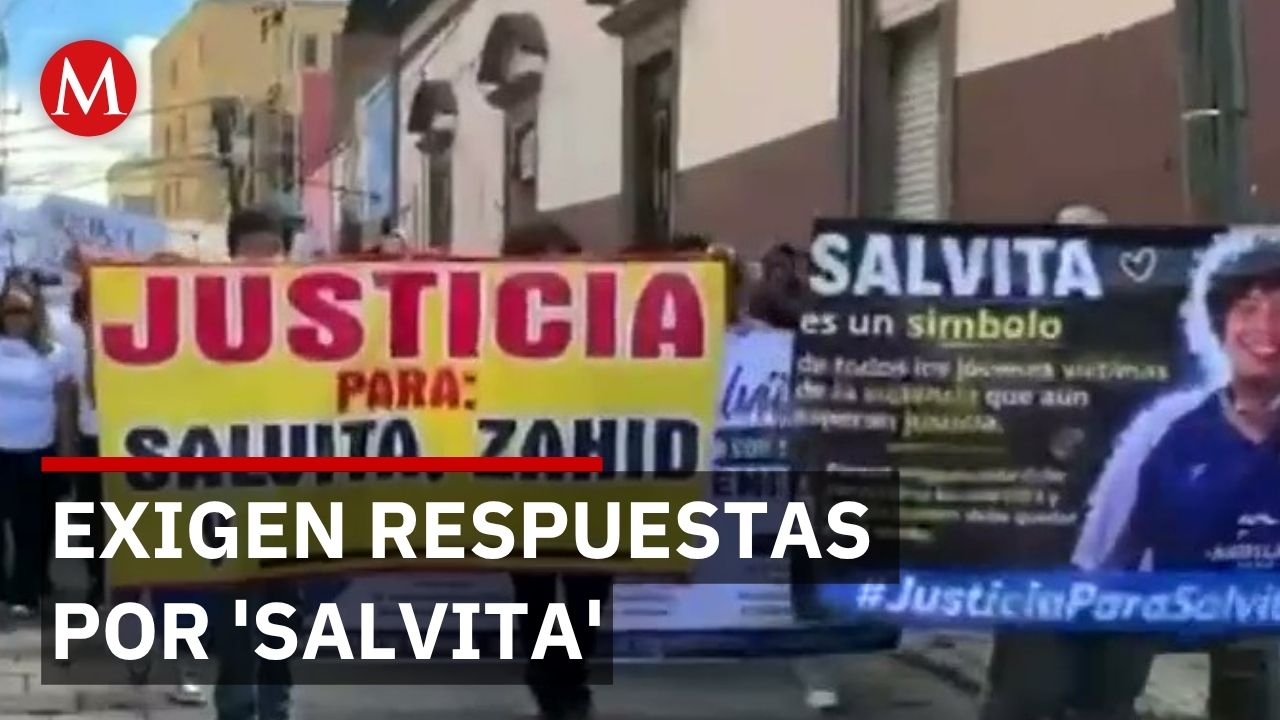 Familiares y estudiantes exigen a Fiscalía avances por asesinato de Salvador Martínez en SLP