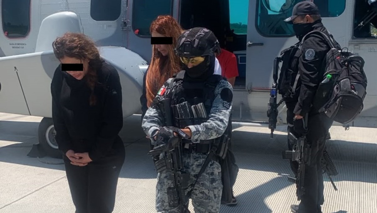 Fuerzas del Gabinete de Seguridad detuvieron a la hija y pareja de 'El Tío Lako' en Michoacán'. | Foto: X (@GabSeguridadMX)