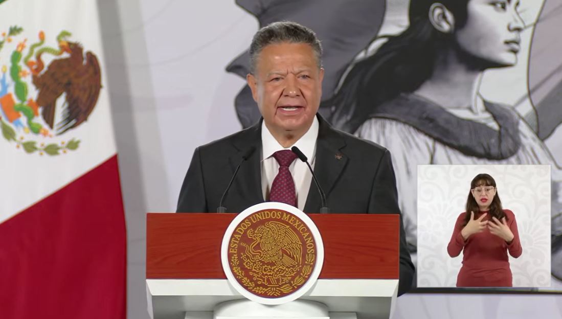 Julio Menchaca en La Mañanera del Pueblo. (Especial)