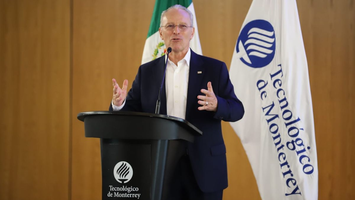 El presidente del Consejo Coordinador Empresarial impartió una charla con estudiantes del Tec de Monterrey. Luis Guerra