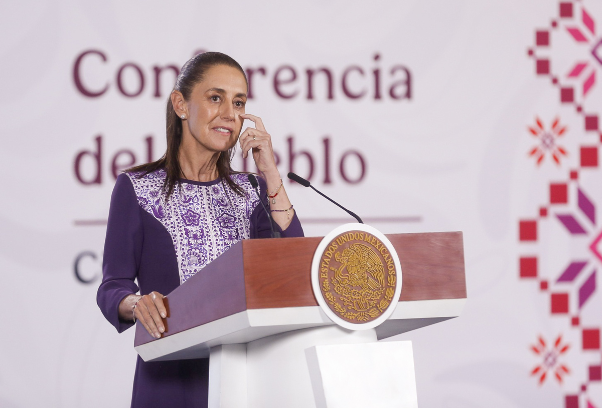 Sheinabum recordó que se eliminó el examen Comipems para el acceso a bachilerato. | Foto: Araceli López